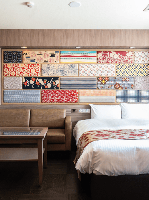 ホテルの部屋の内観